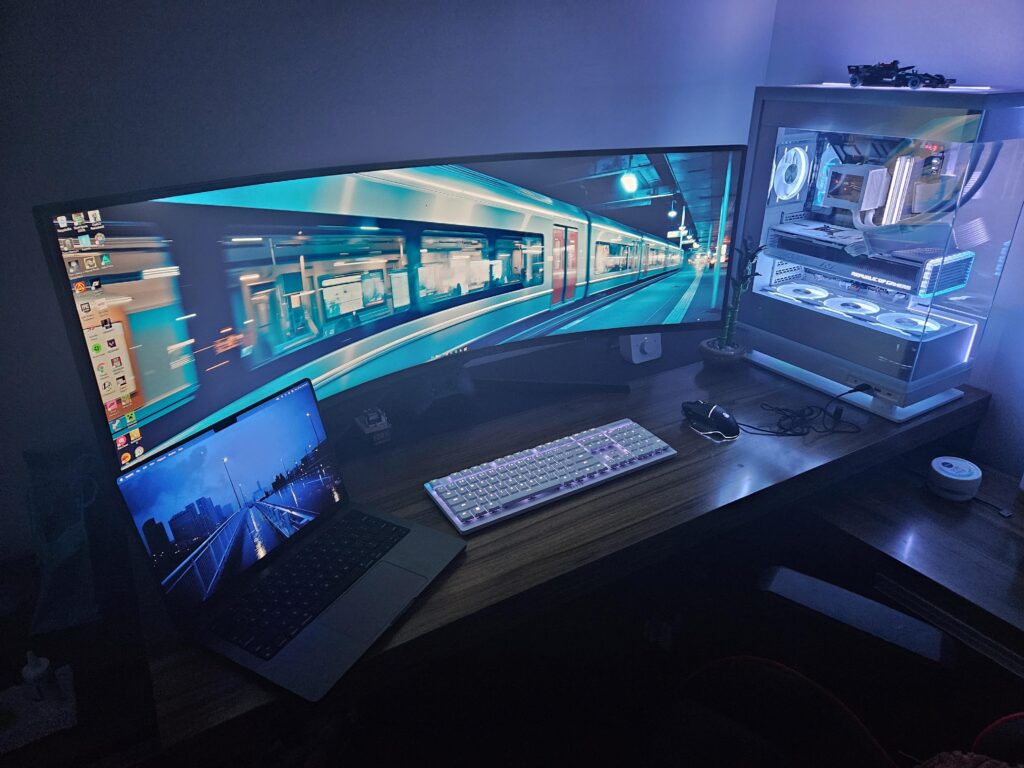 Any suggestions? Trying to find a theme that looks good, thanks!