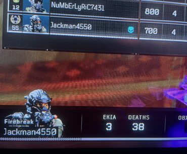 sometimes I really wish this game had a vote kick feature