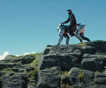 Kawasaki unveils corleo, a hydrogen powered robot horse concept