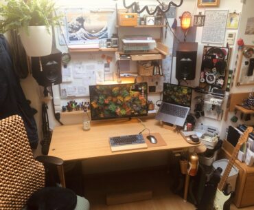 desk side of my 13m²