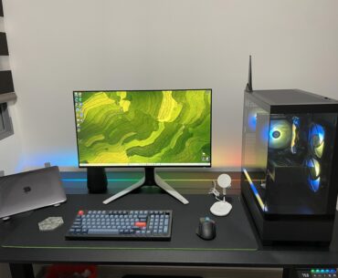 After years of wanting to have my own battlestation, here it is!