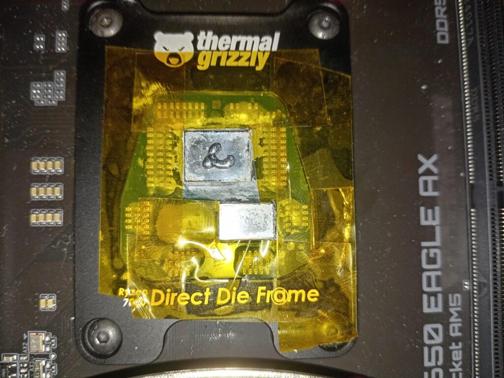 Liquid metal stays like a blob