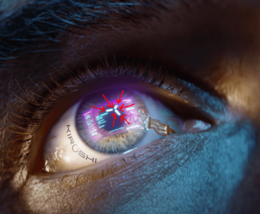 Reflection of the Ripperdoc lamp from the 2020 Trailer has been placed on the new eye skin as if it were a Kiroshi detail.