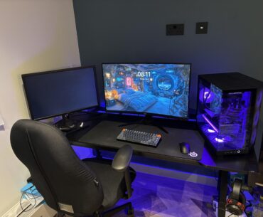 Clean functional setup.