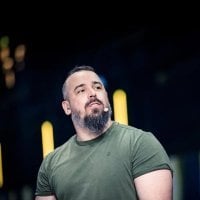 According to kassad, jkaem owes over 300k (euros) to various people