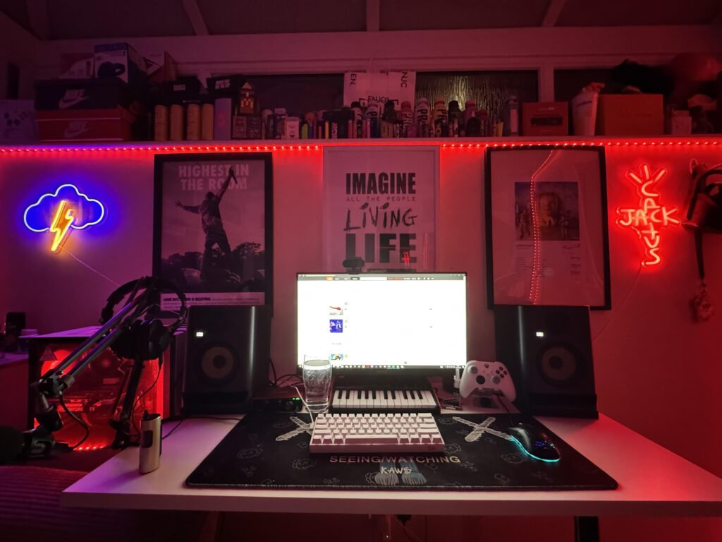 Rate the studio setup!!