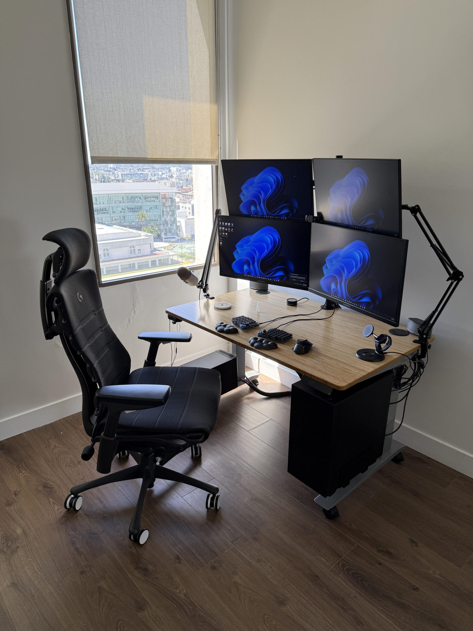 Finished setting up my desk in my new apartment Finished setting up my desk in my new apartment