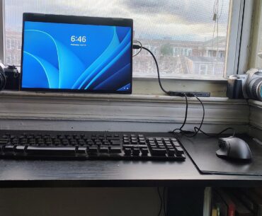 Integrated graphics, and I do photo editing on it lol, 💀