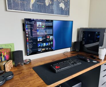 Upgraded to an OLED for my battle station.