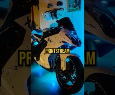 he put the PRINTSTREAM SKIN on a MOTORCYCLE😍
