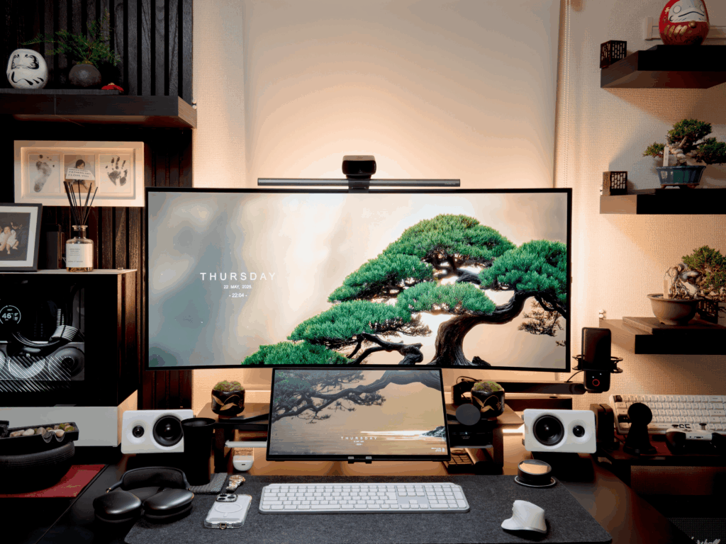 Warm-colored lighting pairs perfectly with bonsai.