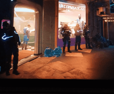 WHY'S THERE SO MANY COPS AND MAXTAC IN TOM'S DINER??