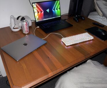 don’t worry I’m gonna get a desk I spent more on my living area first desk is coming tho