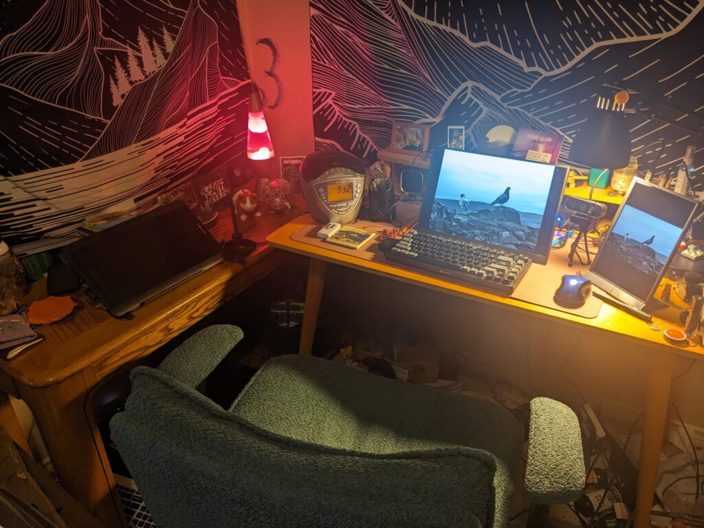 Is it still 3 monitors if I don't have the cables to use them all at the same time?