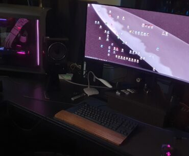 My unminimalistic corner of the house