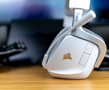 Corsair Void Wireless V2 Gaming Headset Review: A Great All-Rounder