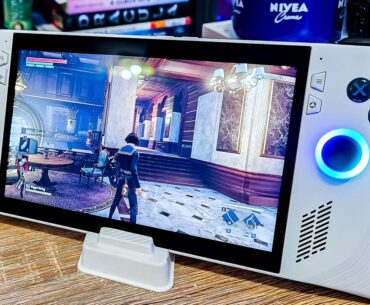 Switch 2 Has to Face a Problem the Original Didn’t: Handheld Gaming PCs