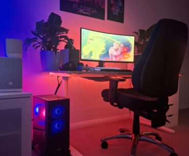 My setup, so happy with the cable management 🥰