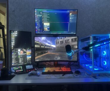 Disregard the rgb puke keyboard 😅