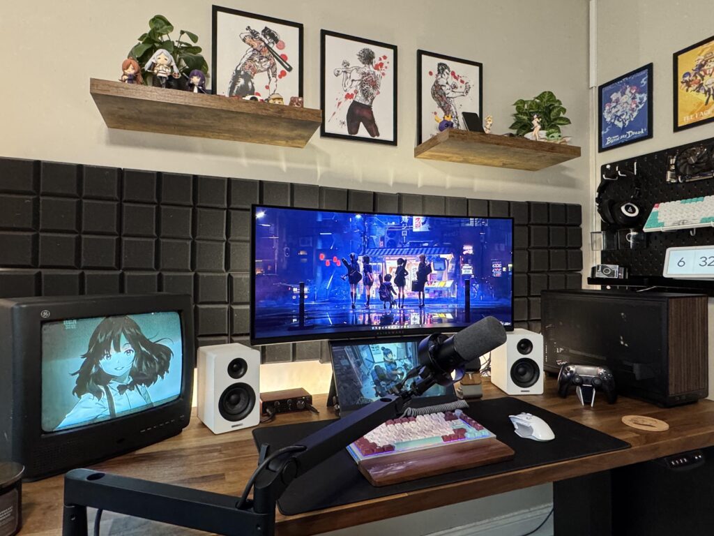 2025 Setup (ft. New Case and CRT)