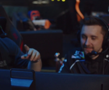 according to HooXi, the entire team had stomach issues and device in particular was in the toilet all night