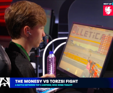 find yourself a girl that looks at you like torzsi is looking at sycrone