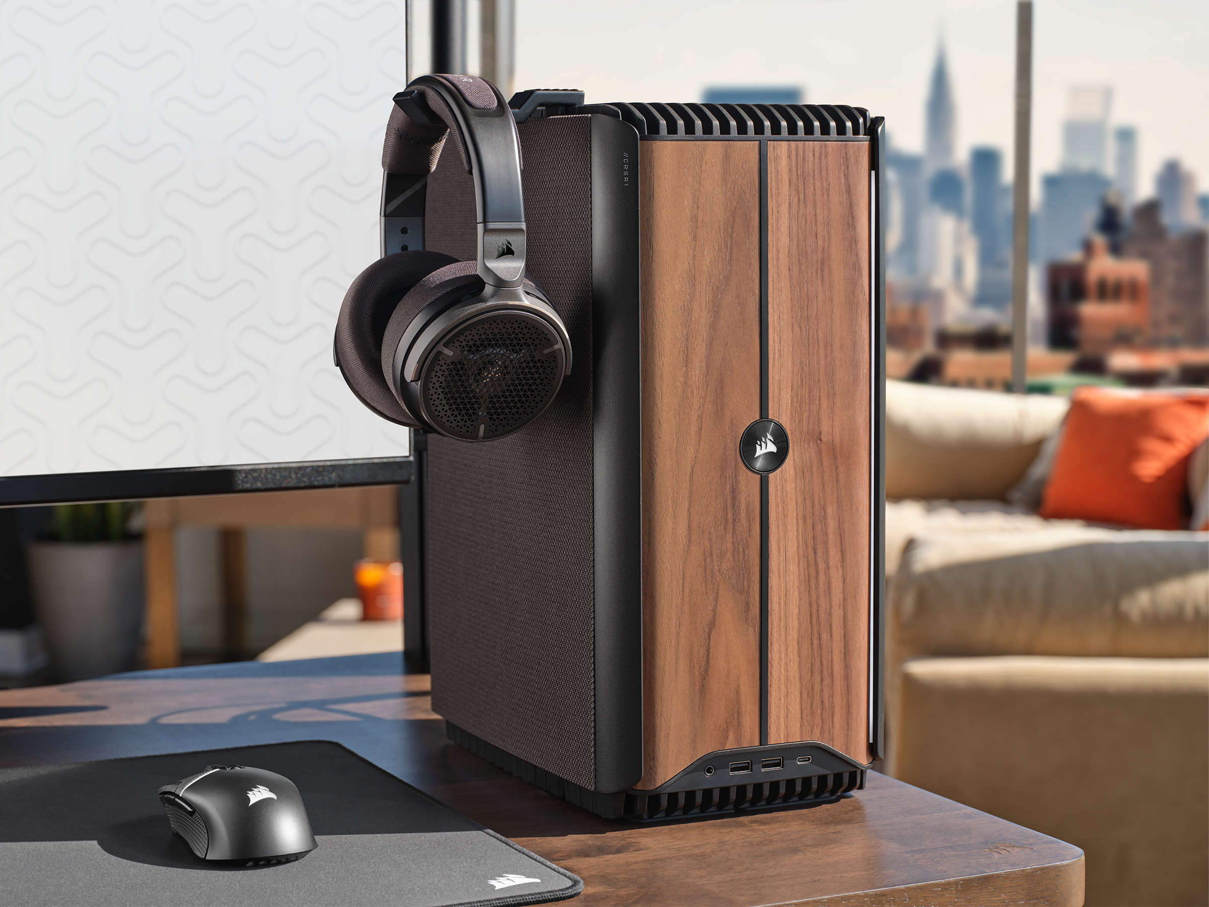 Corsair One i600