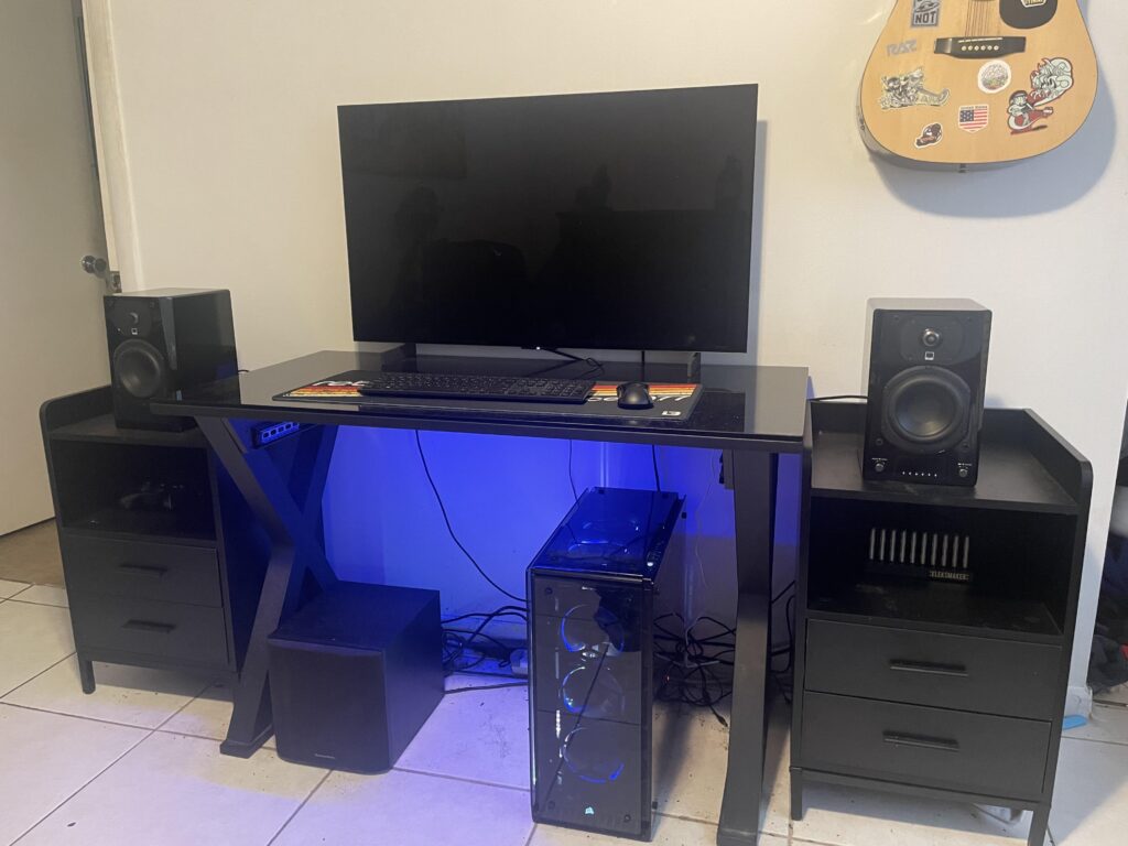Battle station in progress. Any suggestions??