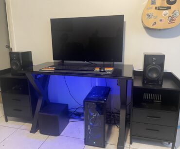 Battle station in progress. Any suggestions??