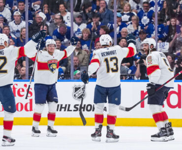 Panthers score 6, push Maple Leafs to brink with Game 5 victory