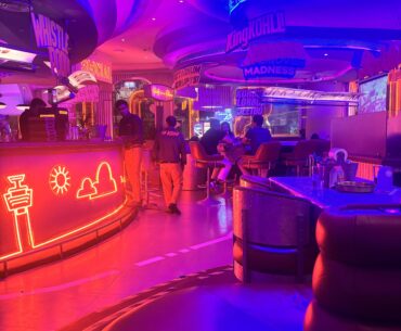 Went to a restaurant yesterday which was giving me major Cyberpunk vibes