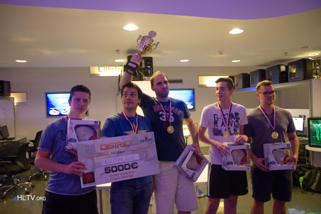 Neo, Taz, KennyS, and Apex once won a tournament together