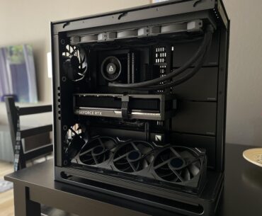 By popular demand and ridicule, I present my PC sans the fake vegetation