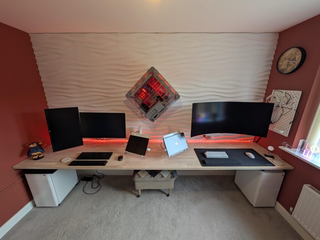 [Work in Progress] - My Setup in my New Home!