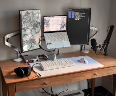 Finally finished my Uni dorm setup