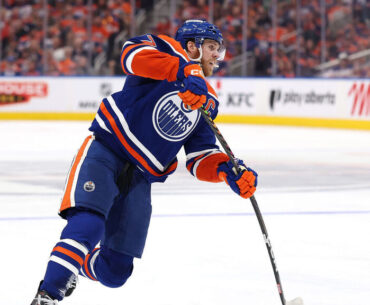 McDavid credits Oilers' versatility: 'You have to win games different ways'