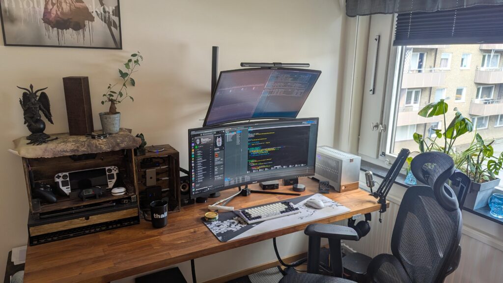 Work/gaming station