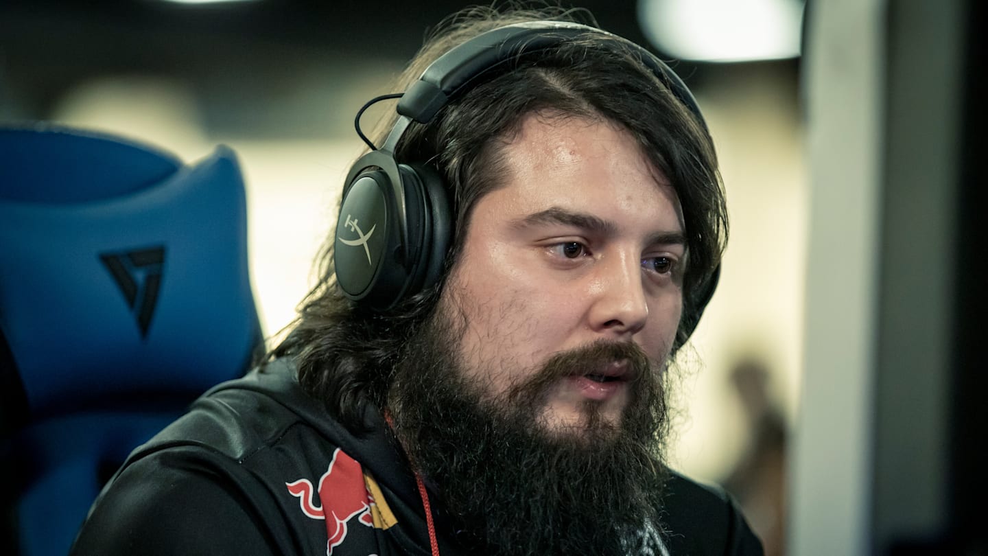 Mang0 Says He Supports Supernova Ban, Vows to Be Better Mang0 Says He Supports Supernova Ban, Vows to Be Better