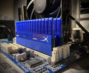 Why can’t DDR5 have heatsinks like this…