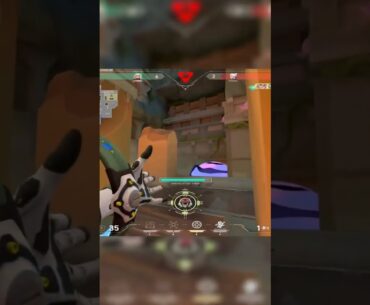 Watch till end #valorant #valorantclutchmoments #valorantclips #valoranttips #valorantindia #gaming