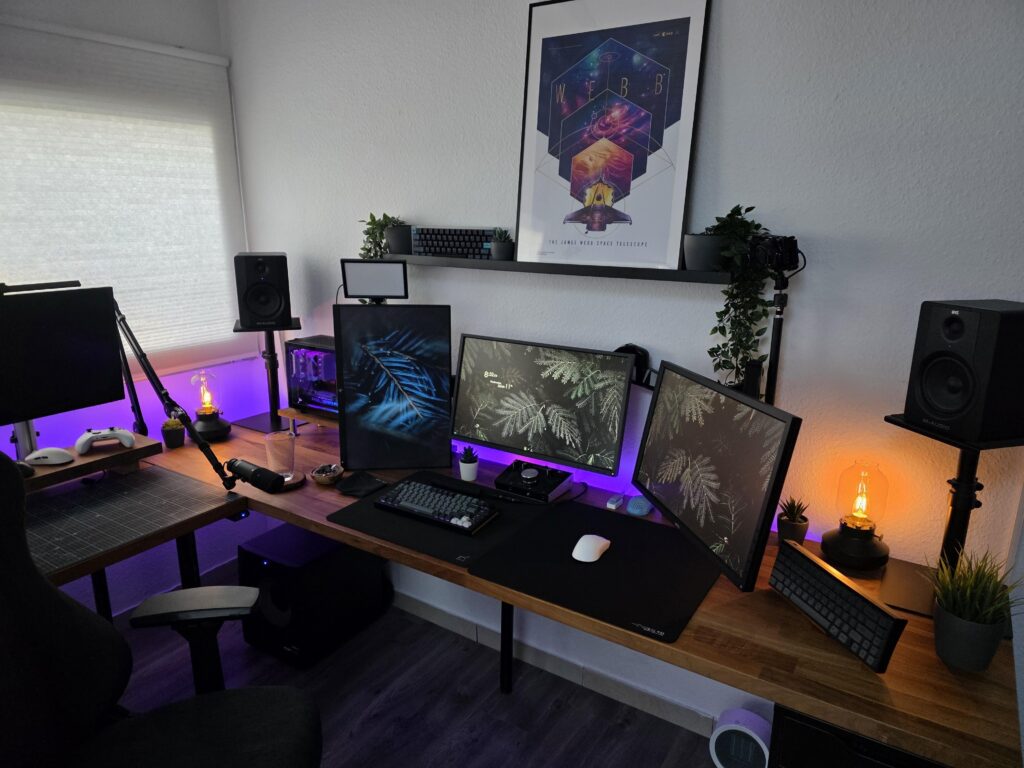 Cozy and clean setup (: