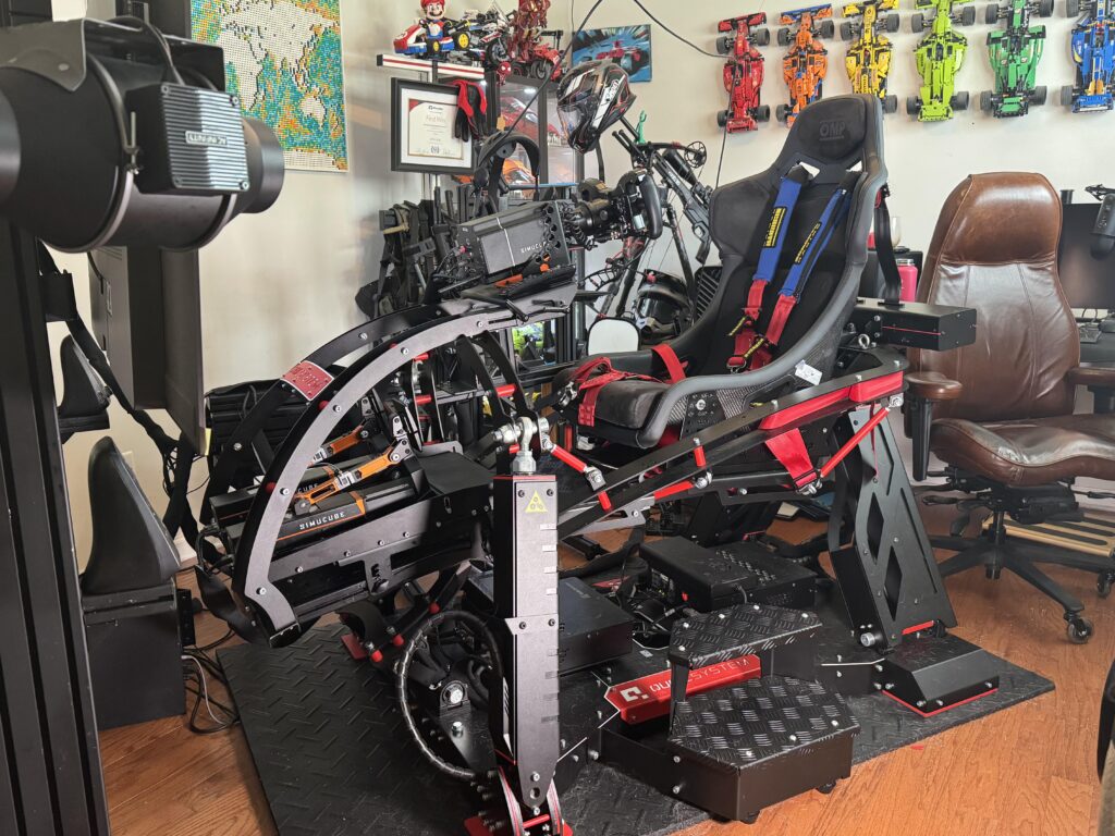 I literally do battle in this chair (3 wide +)