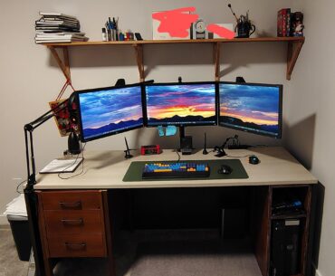 New desk, and 3 monitors in landscape mode