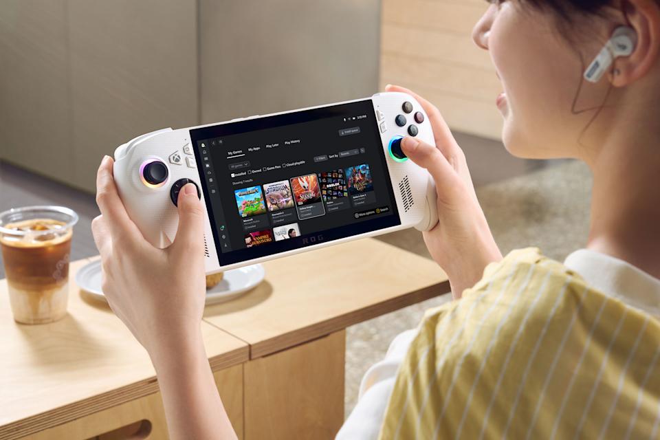 A person using an ROG Xbox Ally