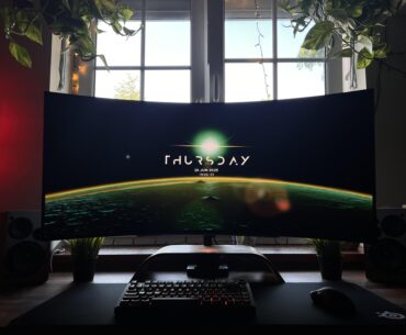 Got my first ever pc, gaming monitor, and an overall first gaming setup!!