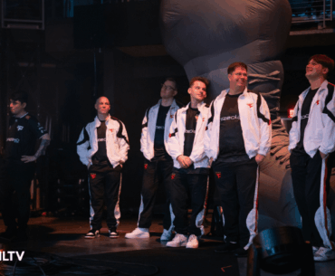 Get you someone that looks at you like all of FaZe looks at s1mple