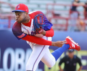 WBSC Premier12 star Raidel Martinez breaks Yomiuri Giants record with 25 games without allowing a run