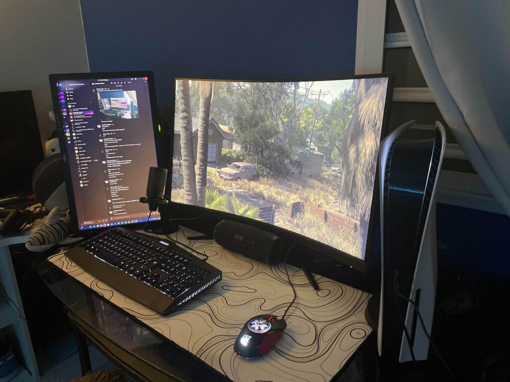 New, Ps5 and Laptop set up
