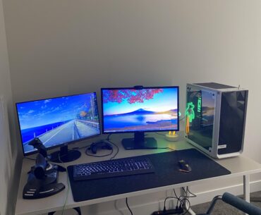 Just moved out of the parents house last week, finally got my pc set up today.