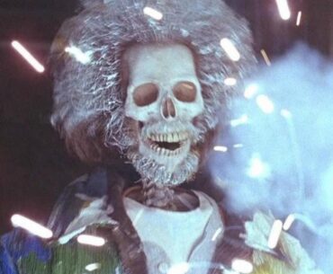 Trying to complete an objective in grief when the enemy throws shock charges